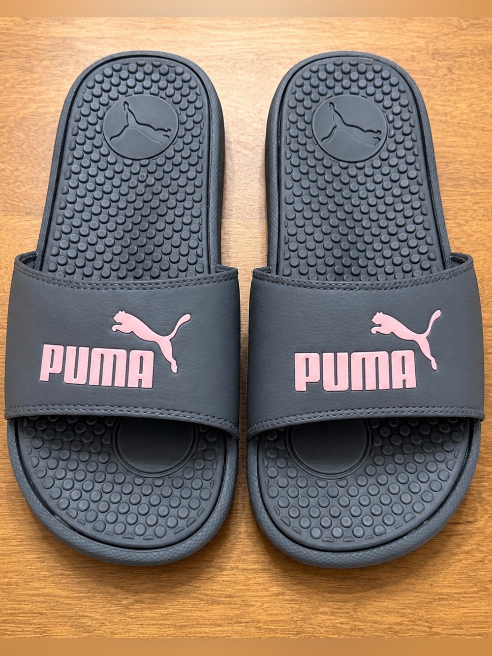 Puma Women’s Gray Pink Logo Slides Sandals Comfort Slip On Size 8 NWOT